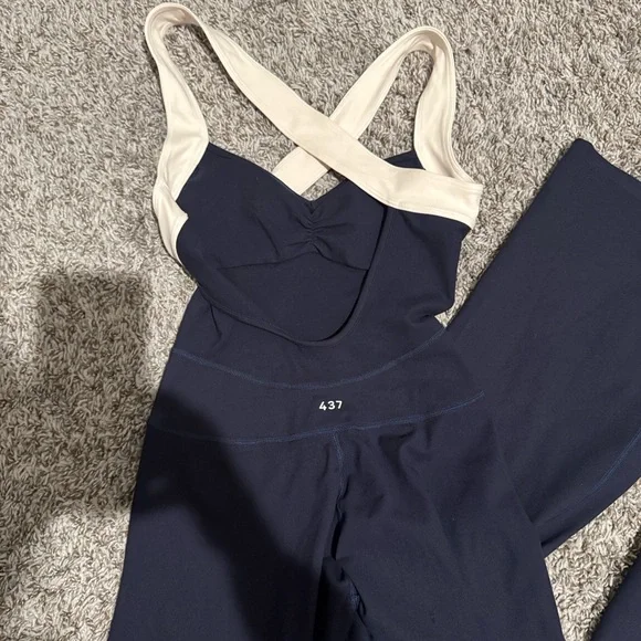 437 SCULPT ONSIE + WRAP TOP COMBO